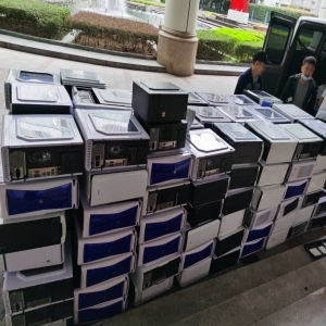 深圳回收電腦上班族閑置處理，英耀高效便捷，節(jié)省時(shí)間